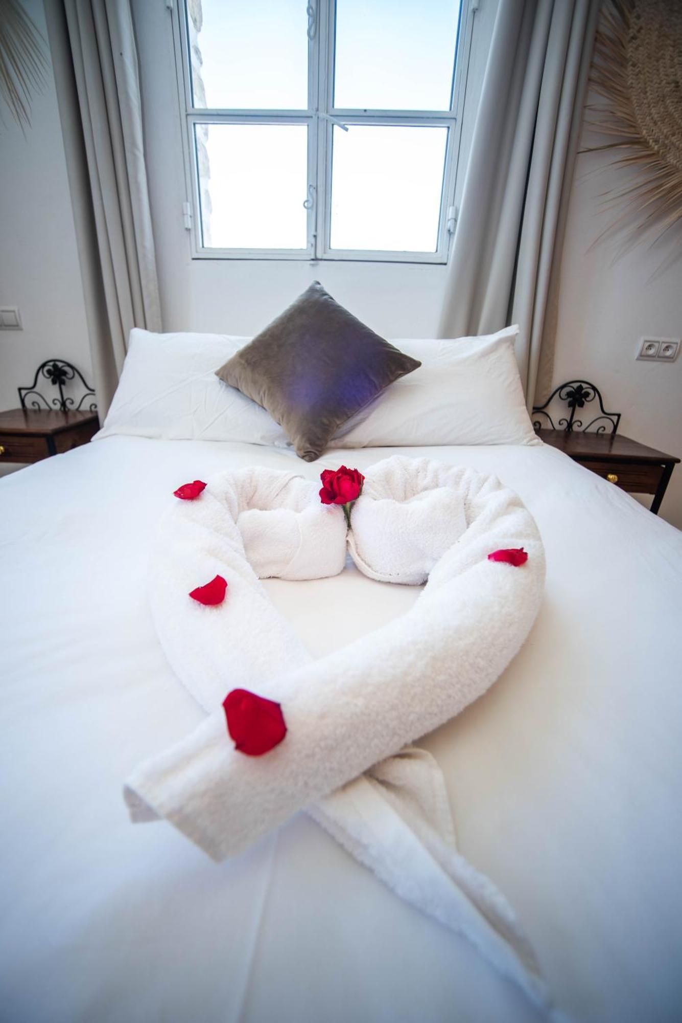 Villa Les Jardins Fleuris 4 Bedrooms エッサウィラ エクステリア 写真